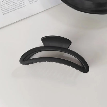 Elegant Black Geometric Plastic Hair Claw